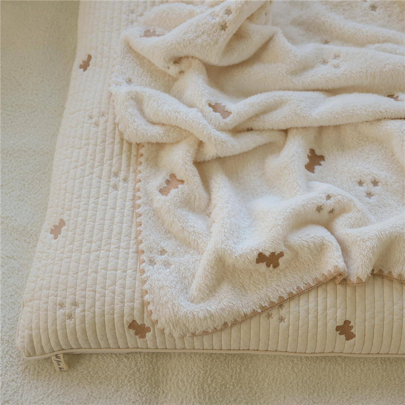 Coperte per bambini invernali  - Baby Boy Nursery Quilt recensione e prezzo